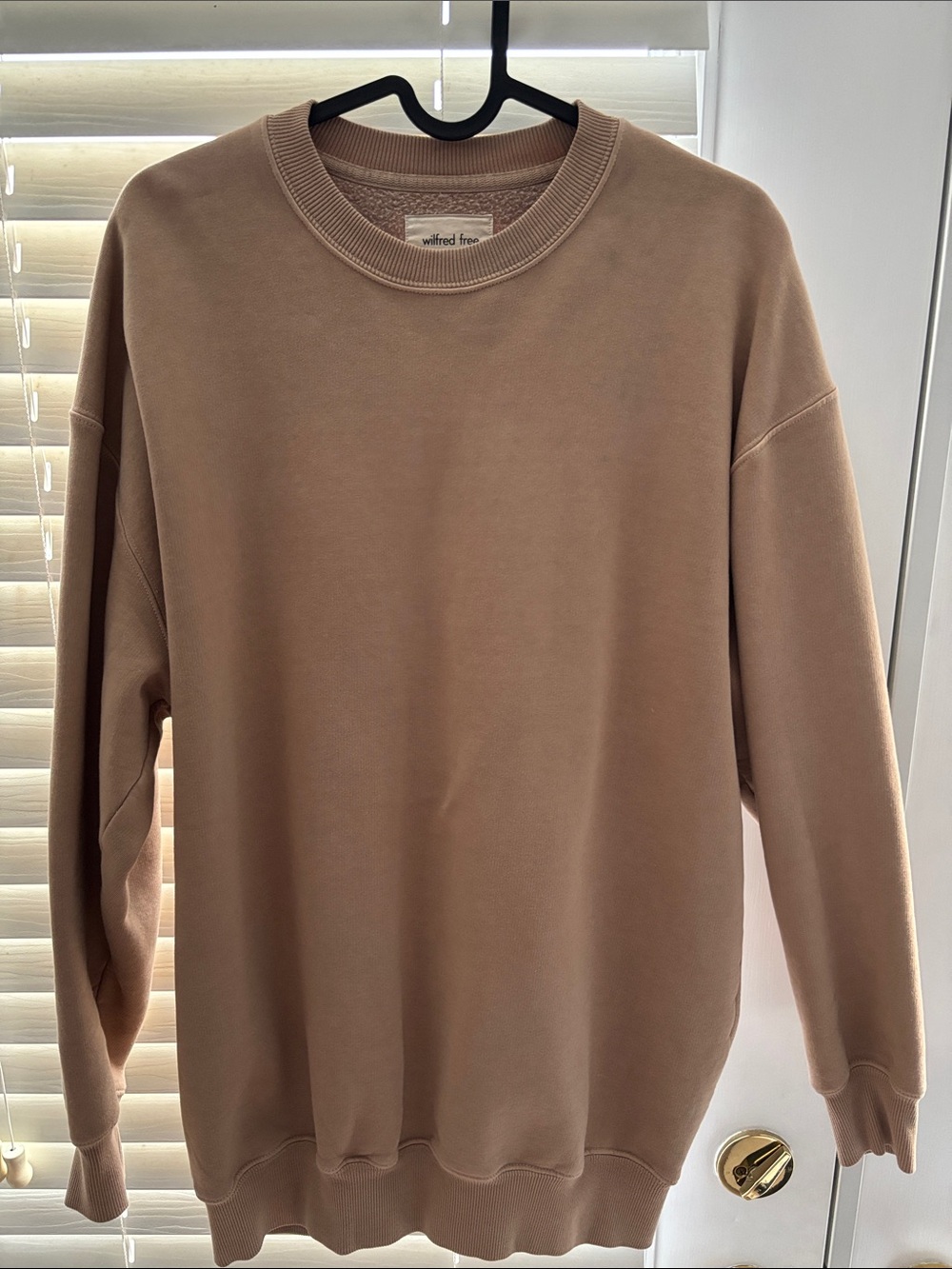 Wilfred Crewneck Sweater in Taupe Brown